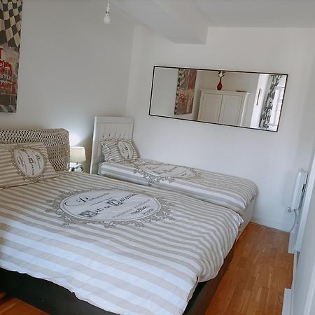 Charmant Appartement Independant, 5 Mn De Rouen, Avec Terrasse, Refait A Neuf Franqueville-Saint-Pierre Kültér fotó